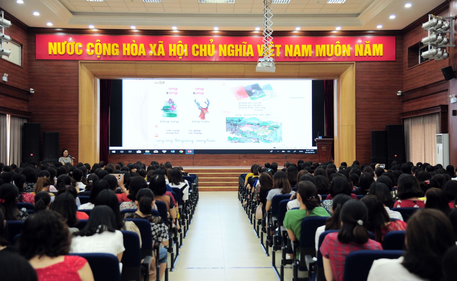 Tập huấn dạy học tích cực phát triển năng lực học sinh môn Tiếng Việt