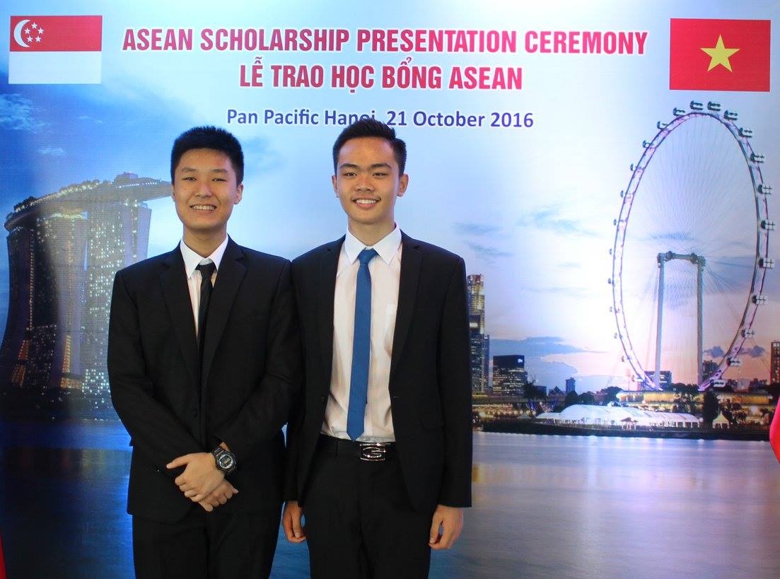Hai học sinh trường THCS Nguyễn Siêu giành học bổng danh giá