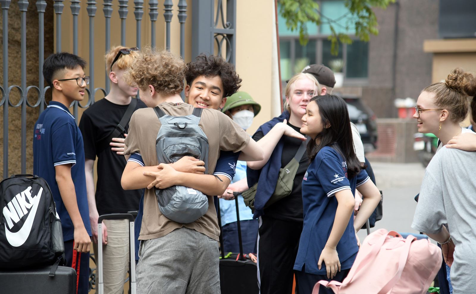 Đoàn học sinh Skals đến Việt Nam - những cái ôm nồng ấm