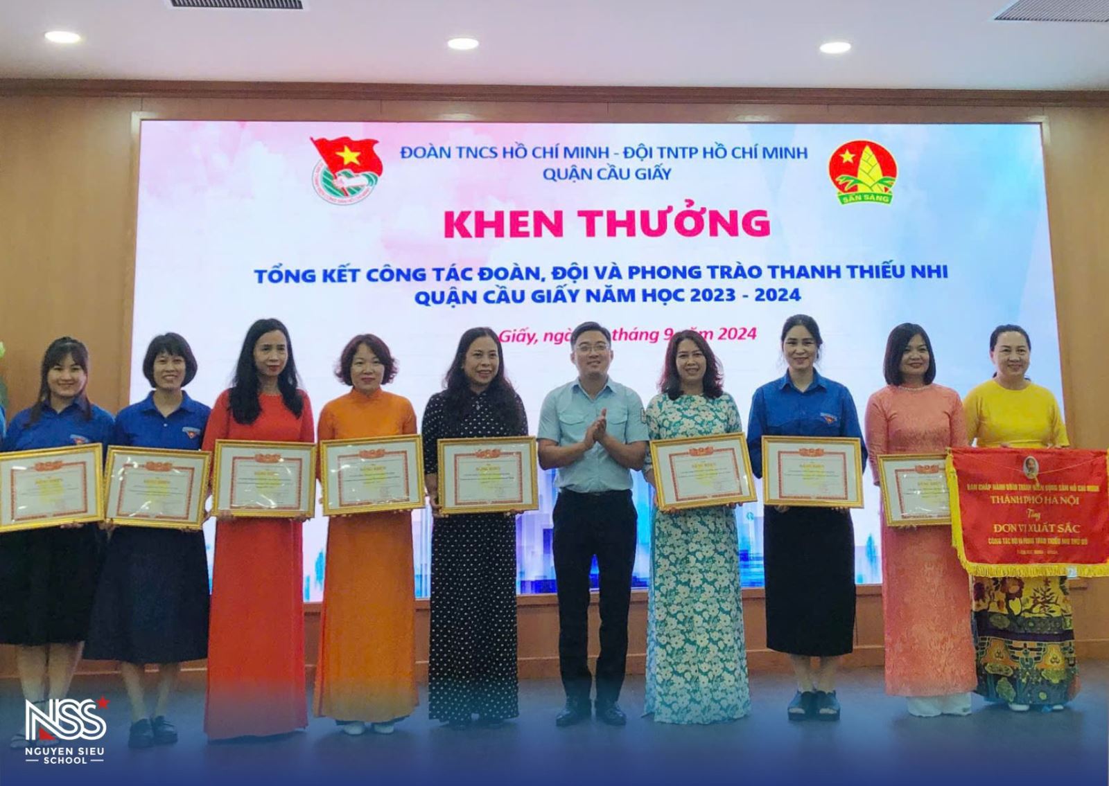 4 BẰNG KHEN, 10 GIẤY KHEN CHO CÔNG TÁC ĐOÀN, ĐỘI TẠI NGUYỄN SIÊU (2023-2024)