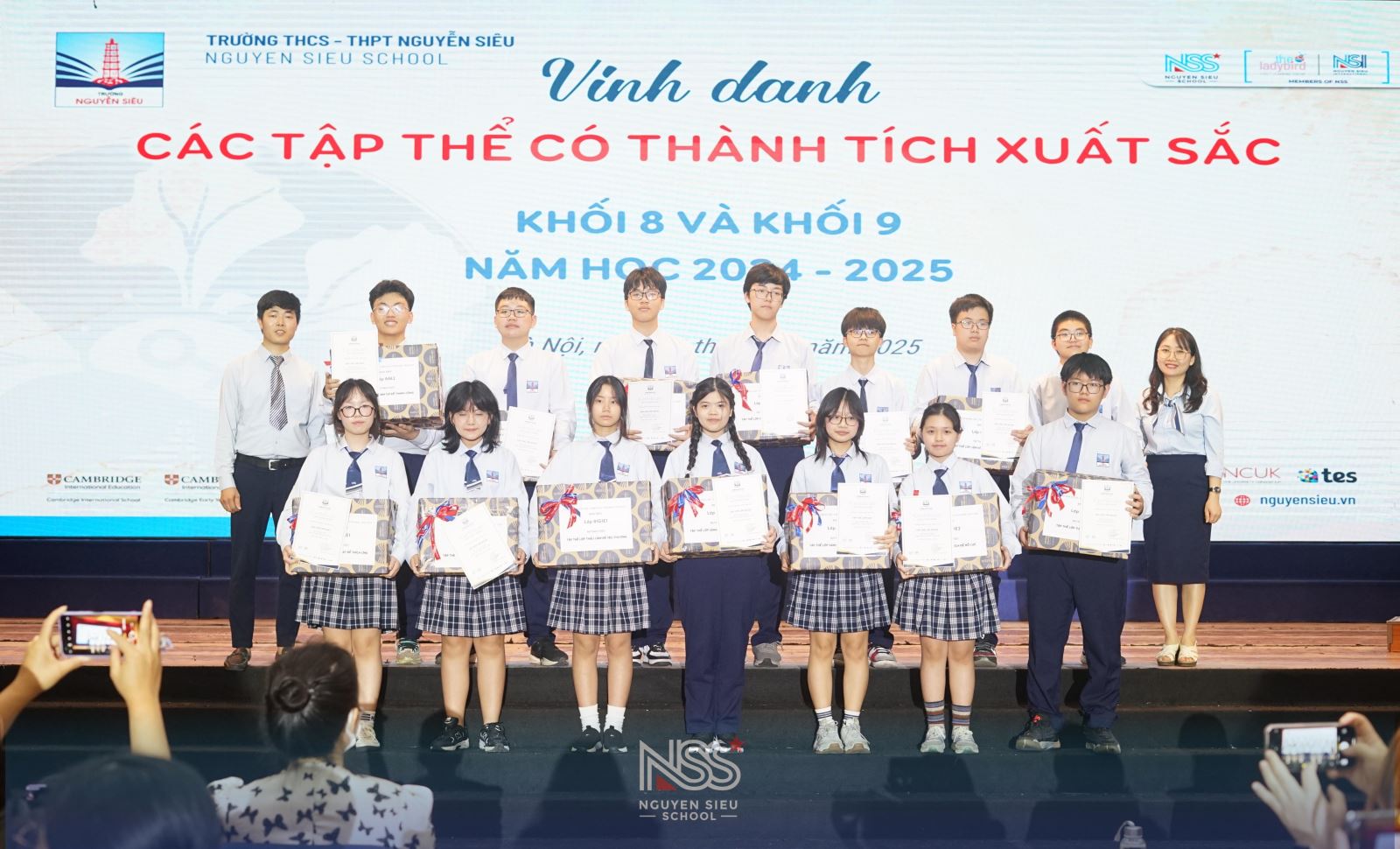 NHÌN LẠI HÀNH TRÌNH NĂM HỌC ĐẦY TỰ HÀO CỦA HỌC SINH KHỐI 8 & 9