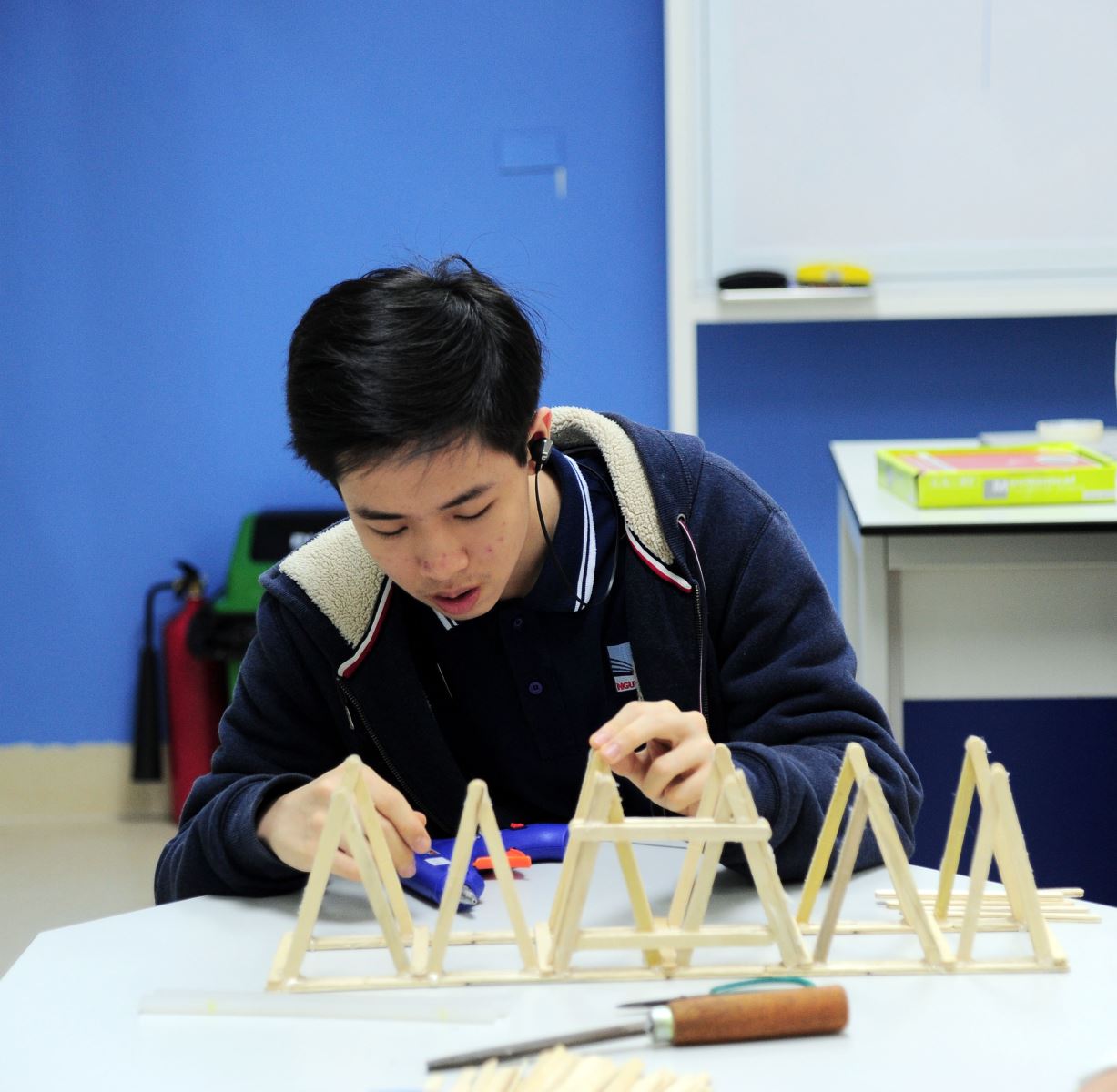 Mô hình giấy 3D Cầu Trường Tiền Huế tự lắp ghép  TAYTA