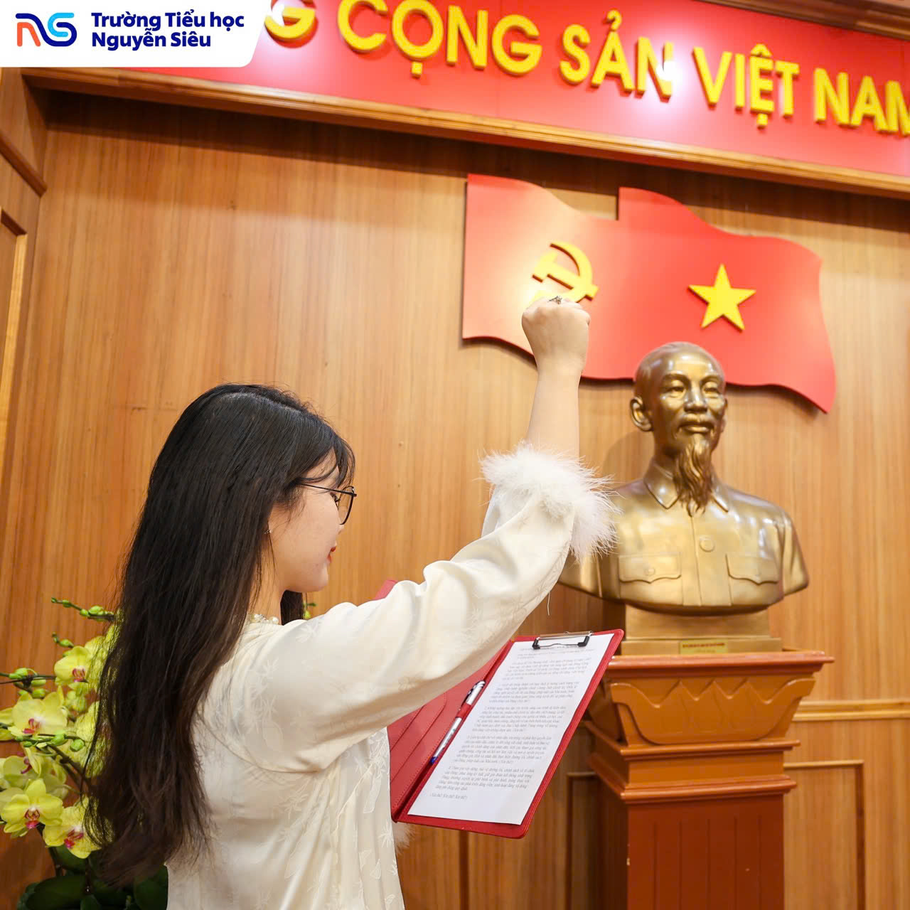 Lễ kết nạp Đảng viên